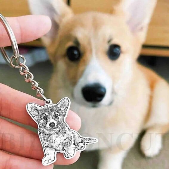 Custom Laser-cut Portrait Keychain - Capsul