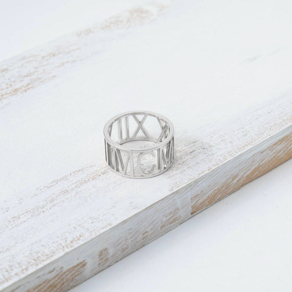 Custom Wide Cut Out Ring - Capsul