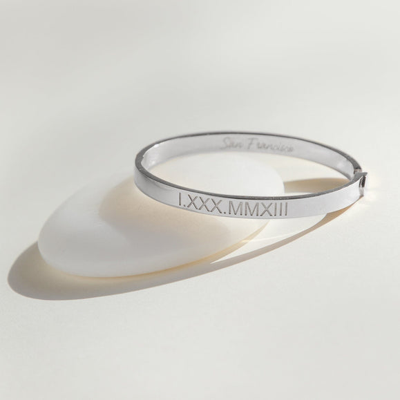 Custom Classic Hinge Bangle | Hinged Bracelet - Capsul