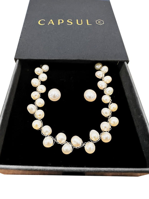 Dancing Pearl Bracelet and Earrings Gift Set - Capsul
