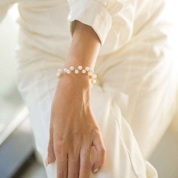 Dancing Pearls Bracelet - Capsul