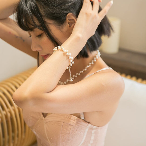Dancing Pearls Necklace and Bracelet Set - Capsul