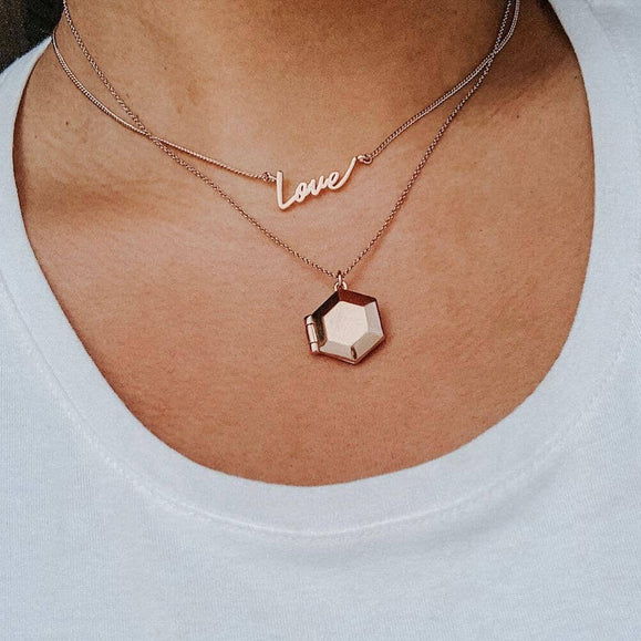 Love Signature Necklace - Capsul